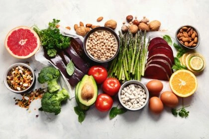 Aliments avec des nutriments essentiels pour bien vieillir