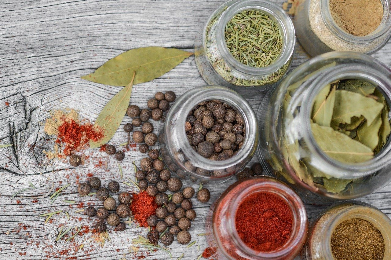 Condiments pour pallier la perte de goût chez les seniors
