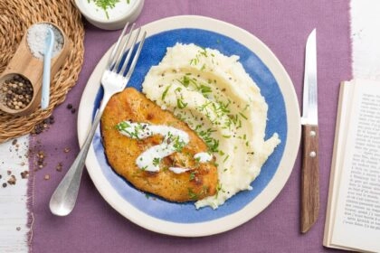 Filet de limande meuniere puree de radis noir au persil et sauce au citron vert