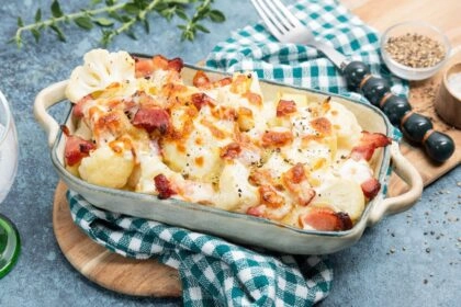 Gratin de chou fleur lardons et pommes de terre a la bechamel au piment chipotle